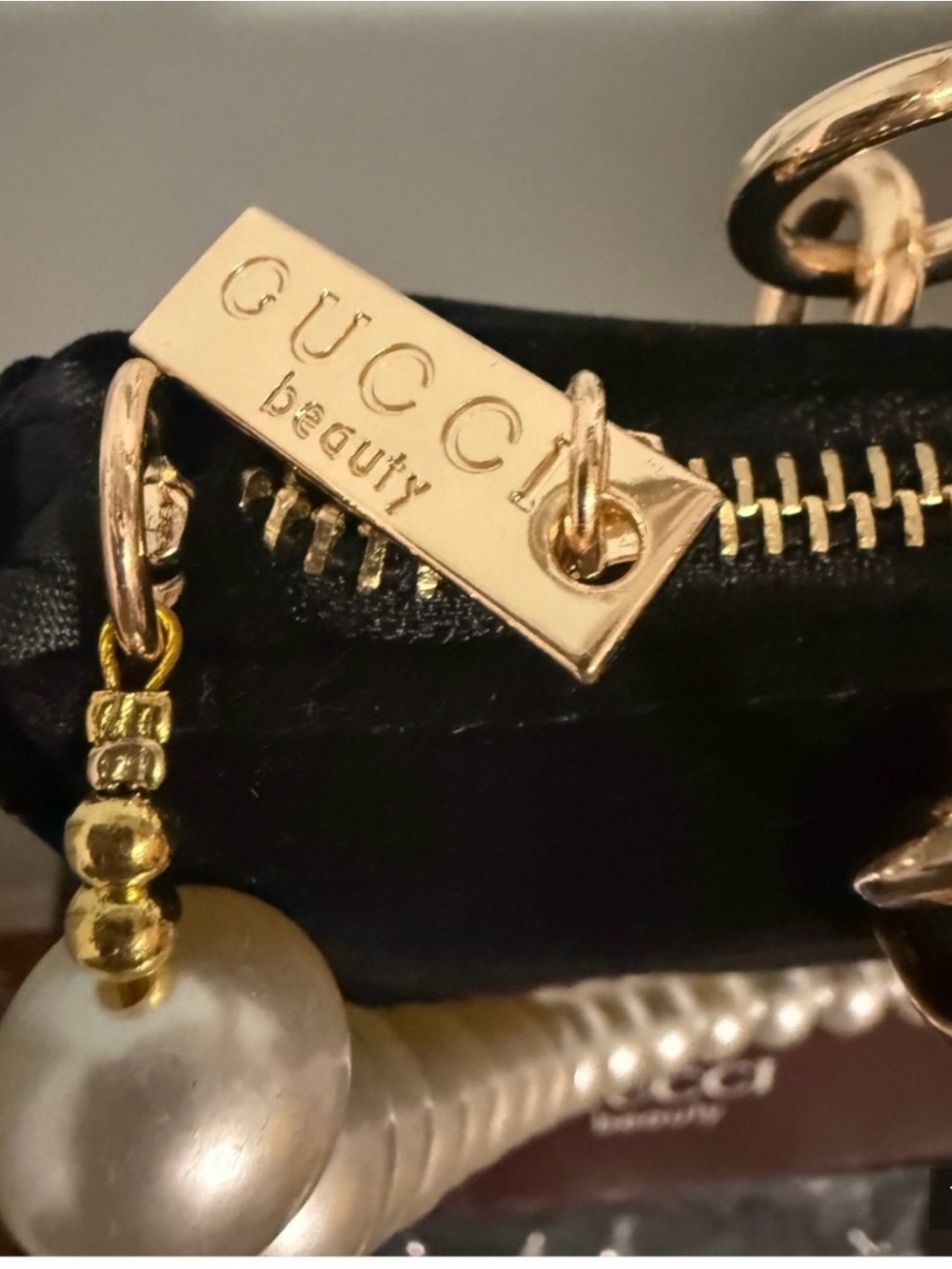 Gucci Beauty Velvet Black Cosmetic Pouch With Gold Handles and a Pearl Drop - Picture 6 of 11